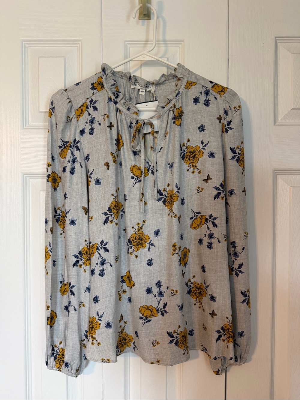 Light Gray Floral Tie-Neck Blouse with Yellow & Blue Flowers